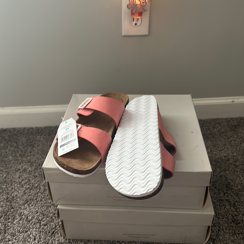 Buckle slides never worn